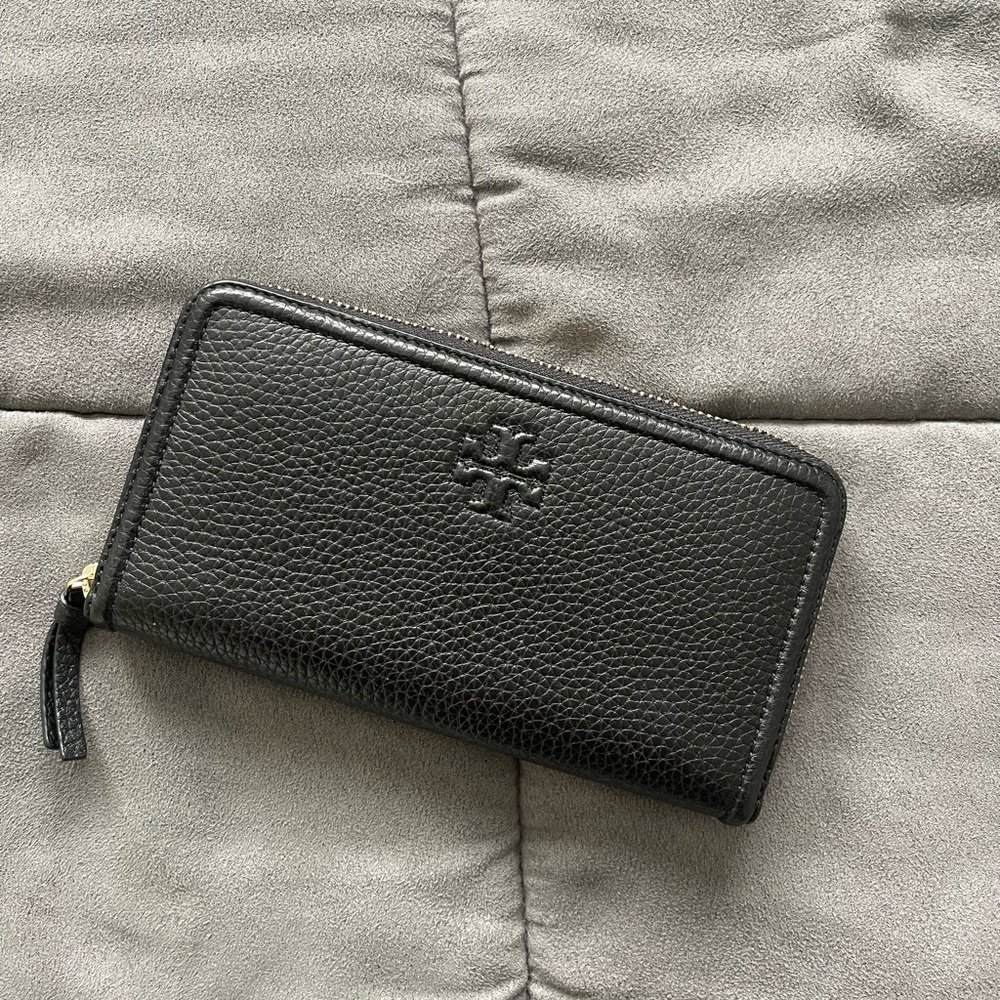 Tory Burch Black Leather Wallet